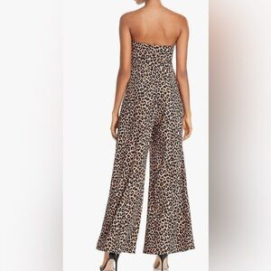Plus Size Women’s sleeveless Leopard Print Jumpsuit size 3X pre-owned wide leg
